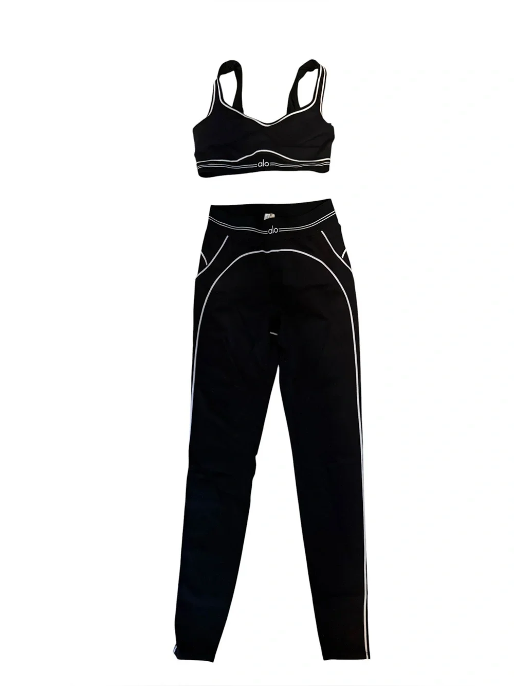 ALO Yoga Airbrush Heart Throb Bra and Leggings Set